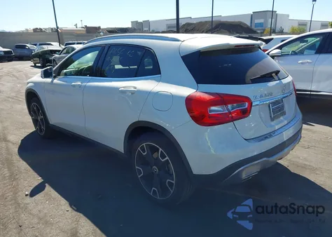 2018 Mercedes-Benz Gla 250 z USA, uszkodzony, nr VIN WDCTG4EB8JJ407340